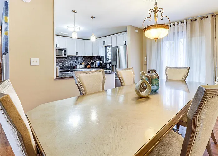 3 Mi To South Park: Quiet Area Getaway Holiday home *